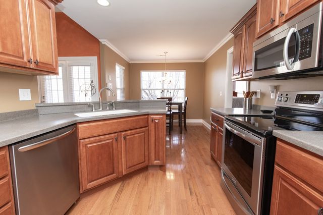 106 Bedrock Dr, White House, TN 37188