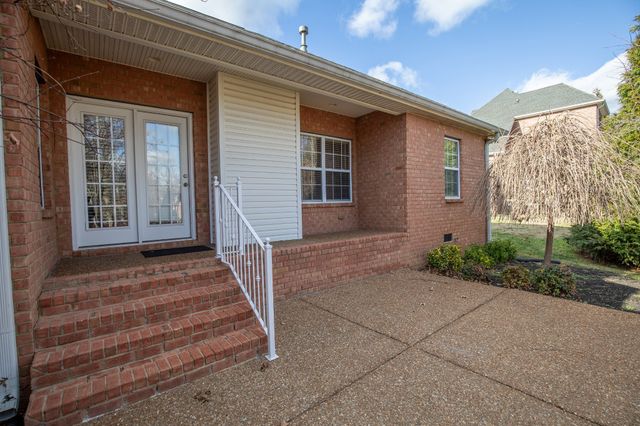 106 Bedrock Dr, White House, TN 37188