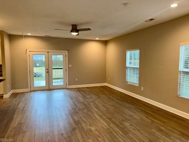 925 Quash ST, Hampton, VA 23669