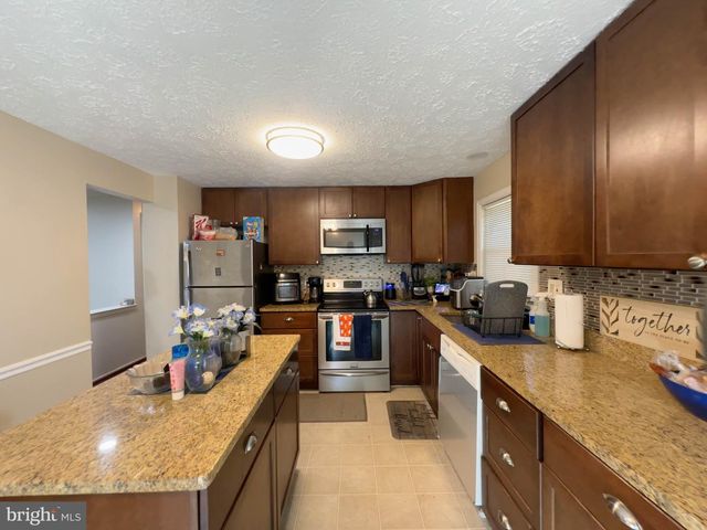12622 COUNCIL OAK DR, Waldorf, MD 20601