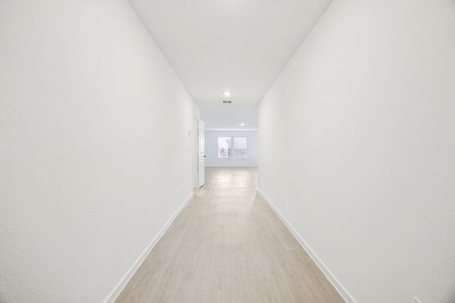 11550 Gammon Avenue, Rhome, TX 76078