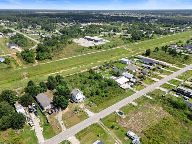 2407 County Road 3540, Cleveland, TX 77327