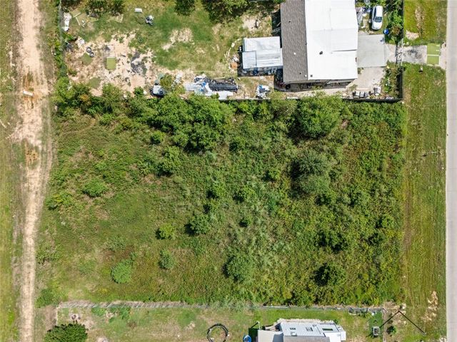 2407 County Road 3540, Cleveland, TX 77327