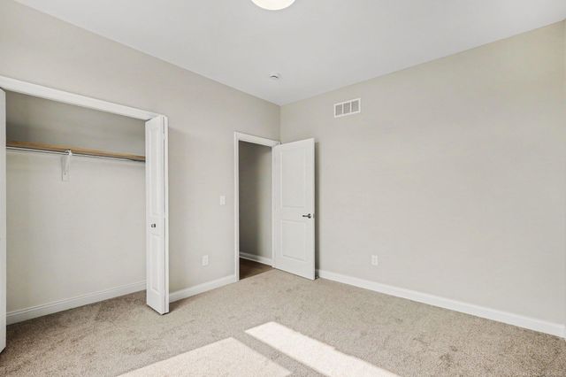 56677 Via Nesso Street, Macomb Twp, MI 48042