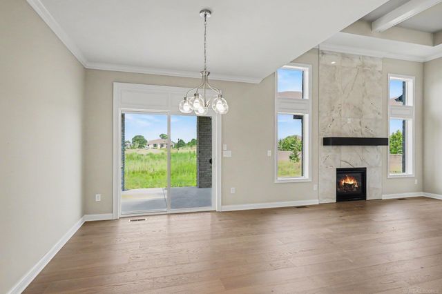 56677 Via Nesso Street, Macomb Twp, MI 48042