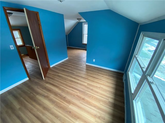 64 Chippendale Road, Greece, NY 14616