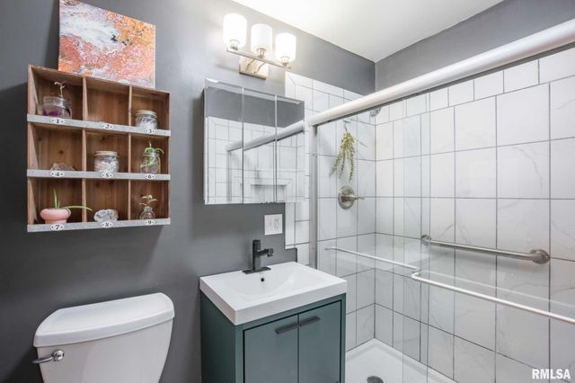 192 AMBER Lane, Carbondale, IL 62902