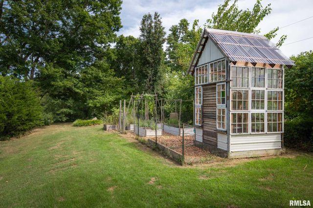 192 AMBER Lane, Carbondale, IL 62902