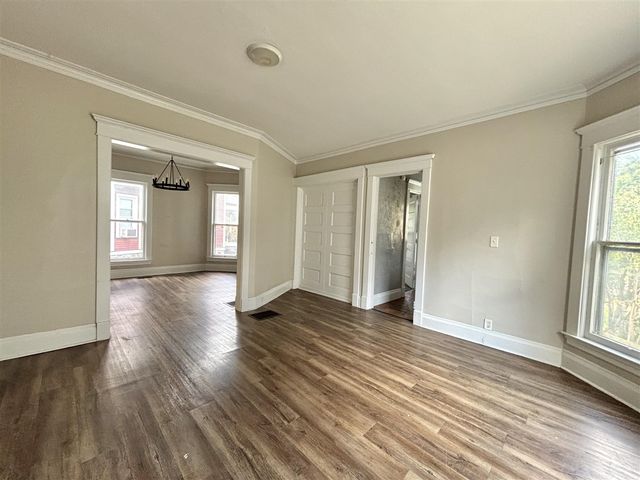 611 Minor Avenue, Kalamazoo, MI 49008