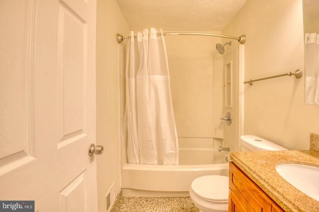 9220 PINENUT CT, Laurel, MD 20723