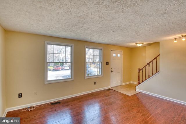 9220 PINENUT CT, Laurel, MD 20723