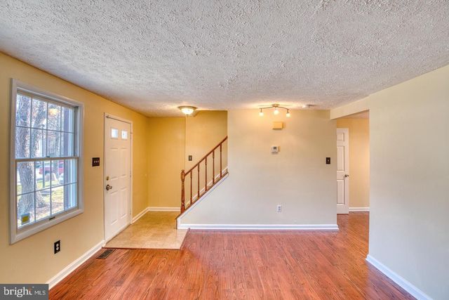 9220 PINENUT CT, Laurel, MD 20723