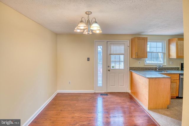 9220 PINENUT CT, Laurel, MD 20723