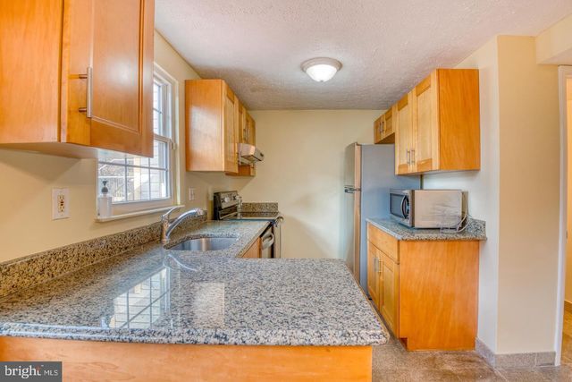 9220 PINENUT CT, Laurel, MD 20723