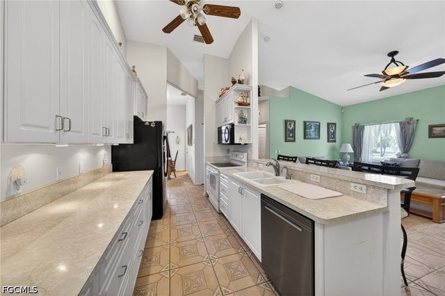 3815 NW 5th TER, Cape Coral, FL 33993