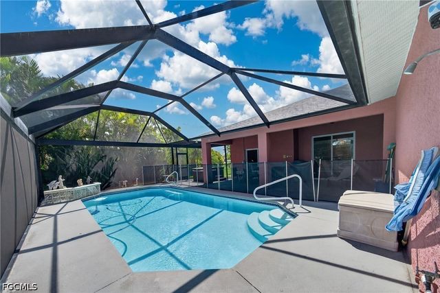 3815 NW 5th TER, Cape Coral, FL 33993