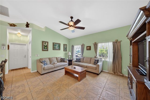 3815 NW 5th TER, Cape Coral, FL 33993