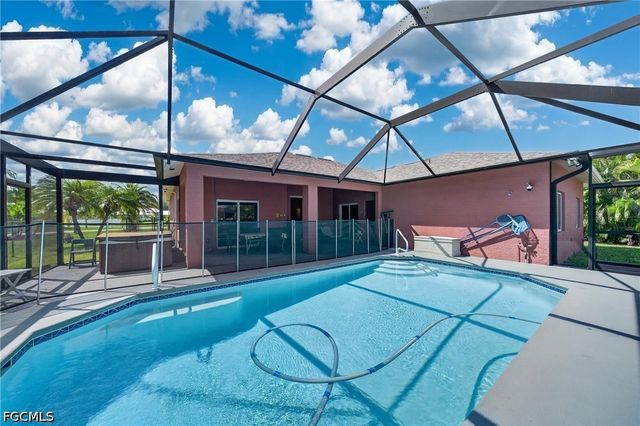 3815 NW 5th TER, Cape Coral, FL 33993