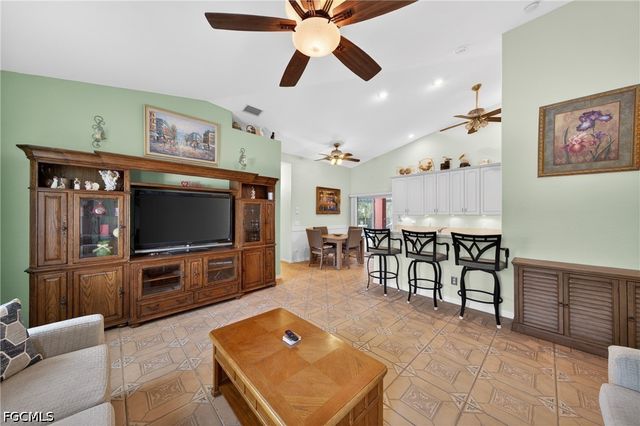 3815 NW 5th TER, Cape Coral, FL 33993