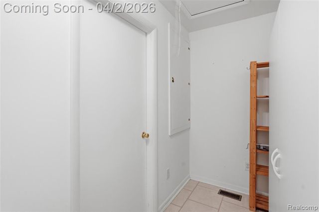 5766 Parkdale Street, Utica, MI 48317