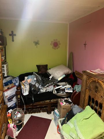 1022 Cerro Vista Road SW, Albuquerque, NM 87105