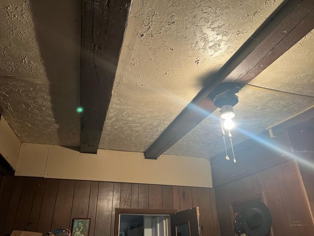 1022 Cerro Vista Road SW, Albuquerque, NM 87105