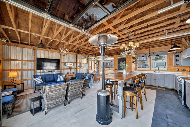 116 Aloha Court, Gilbert, SC 29054