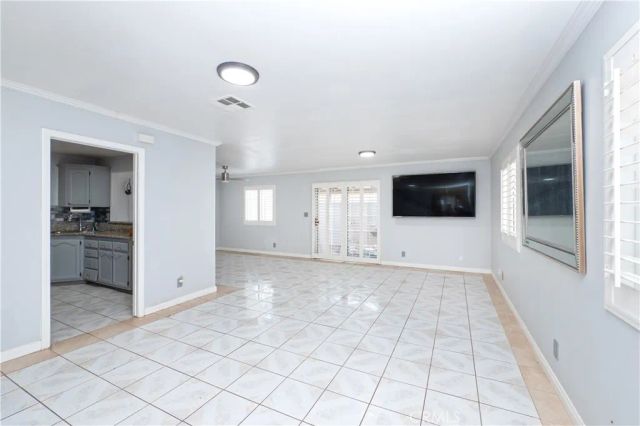 4754 Santa Ana, Cudahy, CA 90201