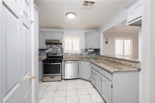 4754 Santa Ana, Cudahy, CA 90201