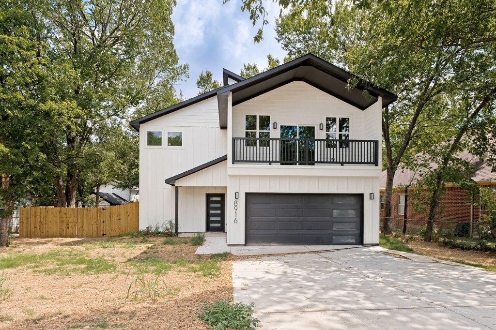 8916 Whitehall Lane, Dallas, TX 75232