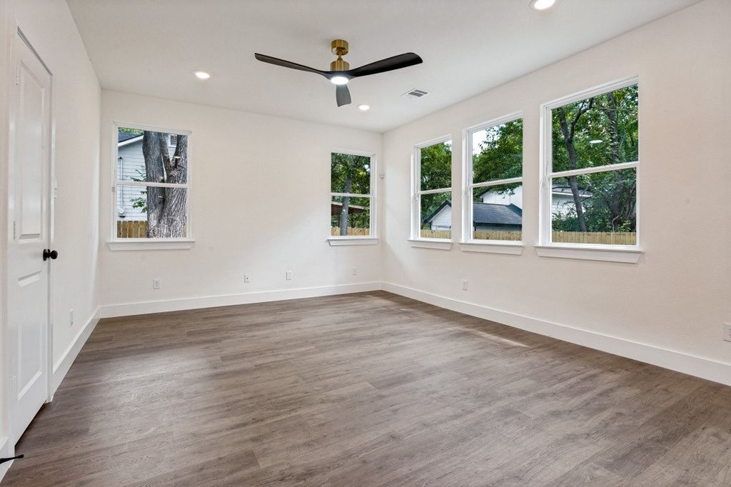 8916 Whitehall Lane, Dallas, TX 75232 — photo 4