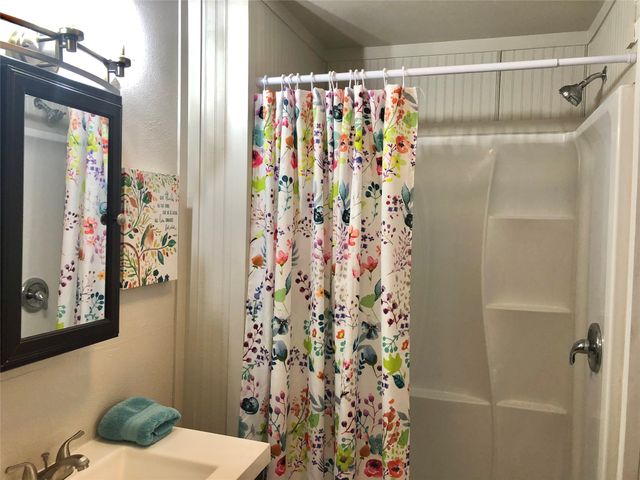 401 Sam Rayburn Drive 1, Bonham, TX 75418