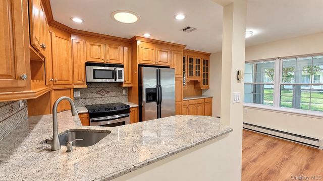 38 Trent Court A, Ridge, NY 11961