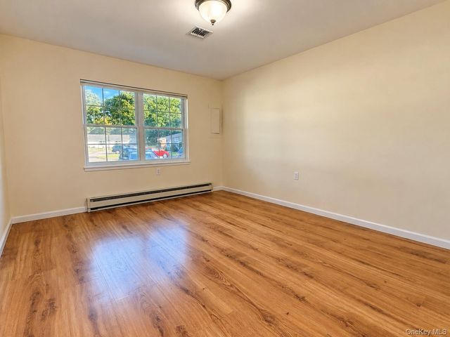 38 Trent Court A, Ridge, NY 11961