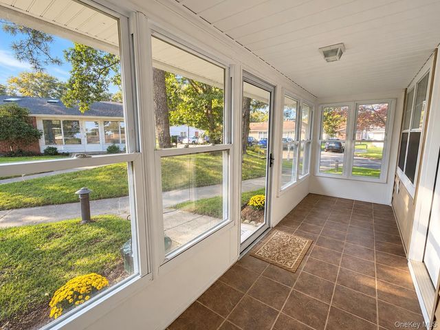38 Trent Court A, Ridge, NY 11961