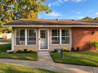 38 Trent Court A, Ridge, NY 11961