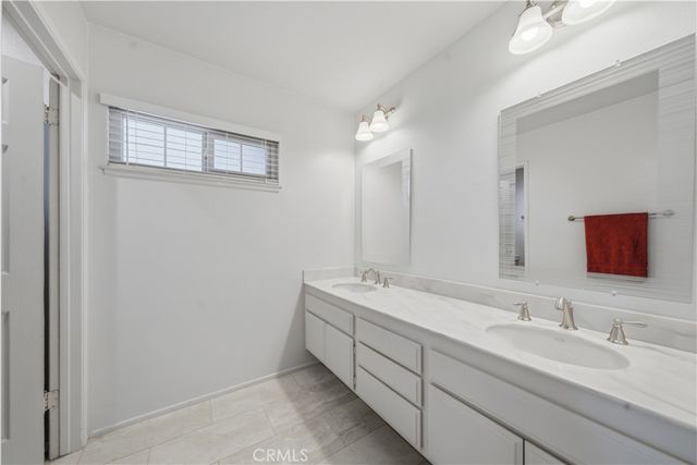 25211 Cinnamon, Lake Forest, CA 92630