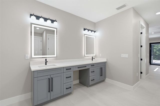 2306 SW 16TH TERRACE, Cape Coral, FL 33991