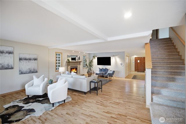 2529 S 304th Street, Federal Way, WA 98003