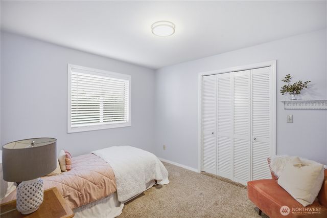 2529 S 304th Street, Federal Way, WA 98003