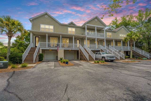 401 Kinloss Country Lane, Mount Pleasant, SC 29466