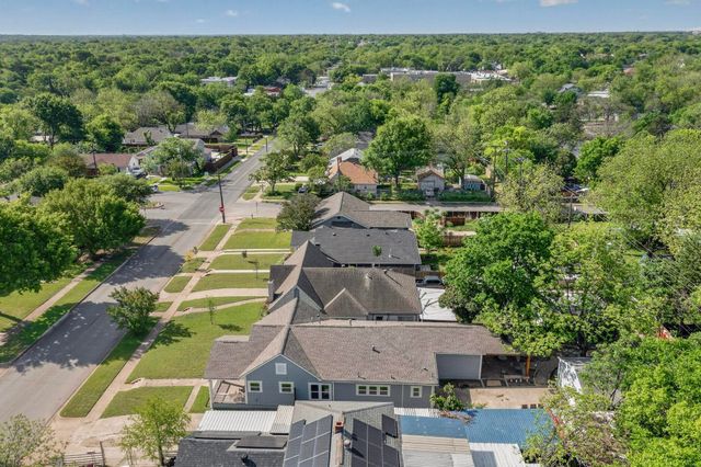 835 S Edgefield Avenue, Dallas, TX 75208