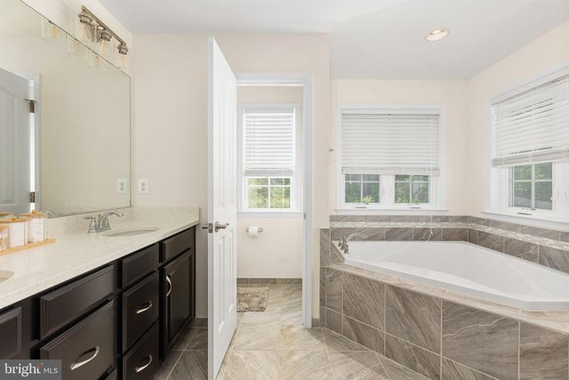 56 IRON MASTER DR, Stafford, VA 22554