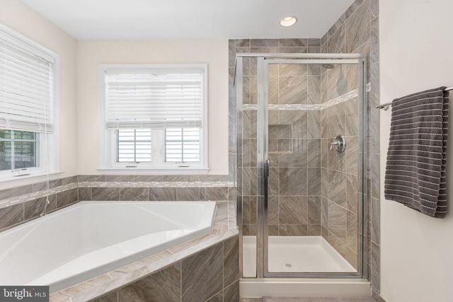 56 IRON MASTER DR, Stafford, VA 22554