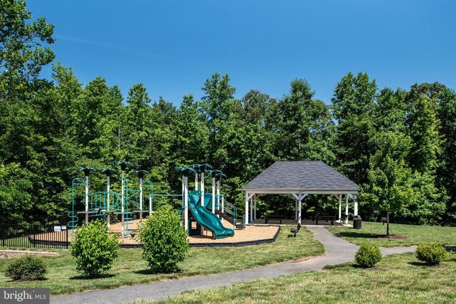 56 IRON MASTER DR, Stafford, VA 22554