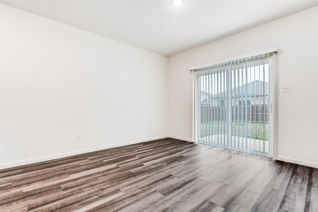 2621 Sagebrush Drive, Glenn Heights, TX 75154