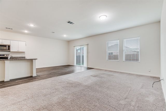 2621 Sagebrush Drive, Glenn Heights, TX 75154