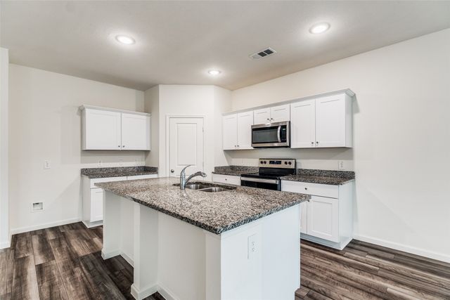 2621 Sagebrush Drive, Glenn Heights, TX 75154