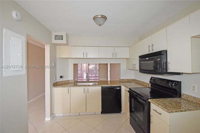10414 NW 24th Pl 405, Sunrise, FL 33322