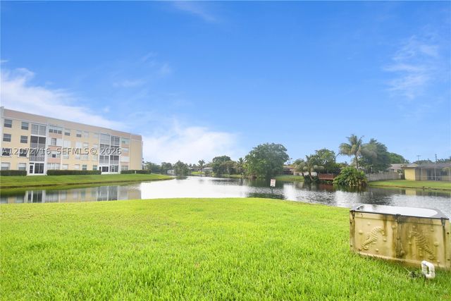 10414 NW 24th Pl 405, Sunrise, FL 33322